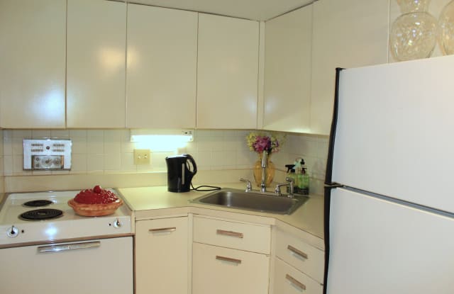 Geneva Apartments - 7030 Nottingham Avenue, St. Louis, MO 63119