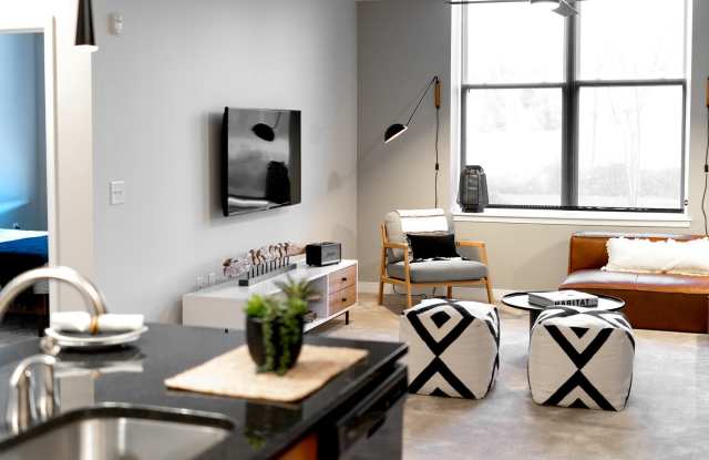 BLVD Commons Gallery 4
