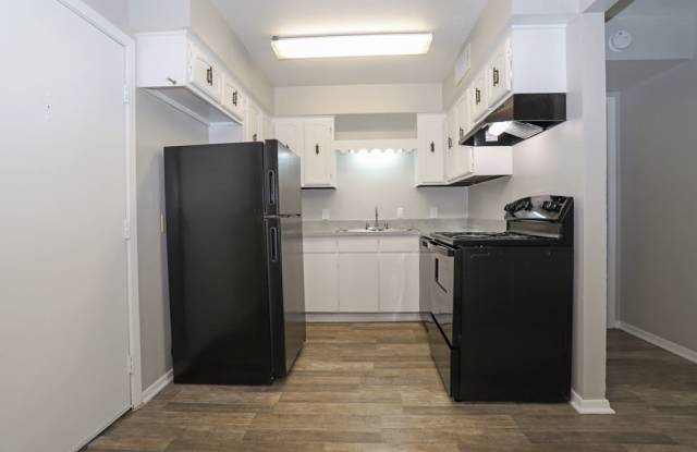 Northeast Hills Apartments Gallery 4