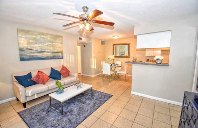 Glen Cove Apartments Gallery 3