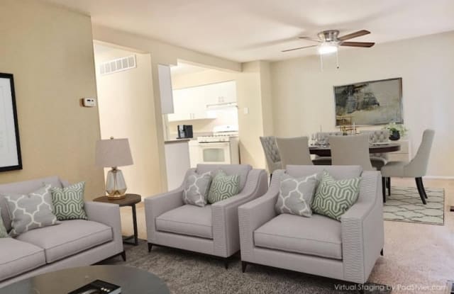 Foxcroft Townhomes Gallery 3