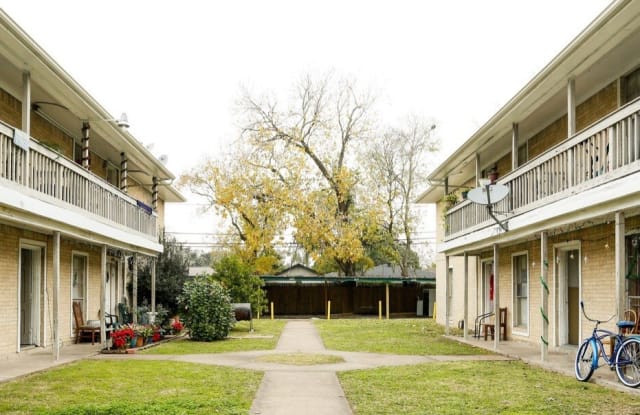 Tropicana Apartments Gallery 2