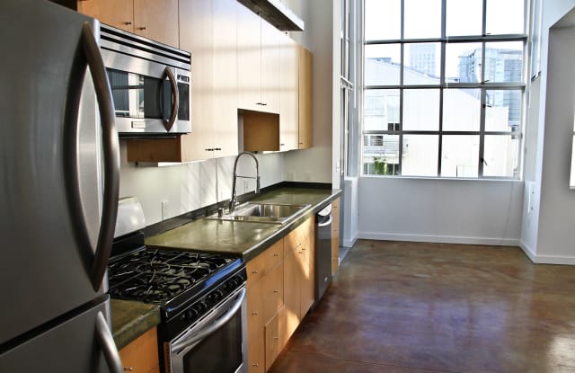 Glasdore Lofts Gallery 3