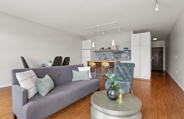Parkway West Apartments Gallery 4