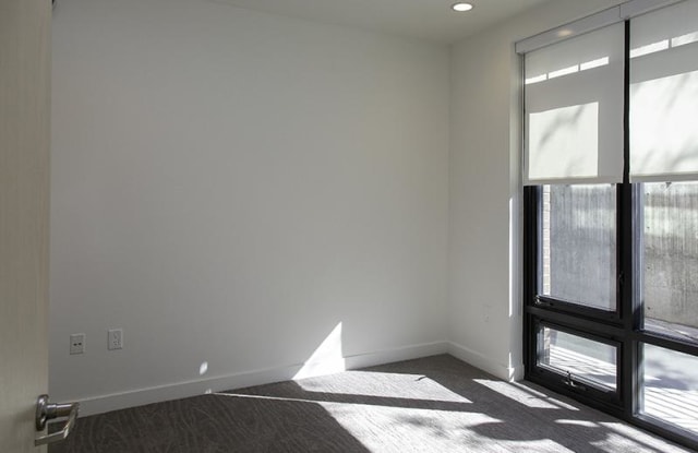 21 and View Gallery 4