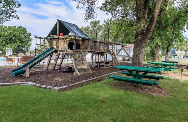 Meadowood Apartments Gallery 4