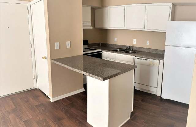 Baker Station Apartment Homes Gallery 3