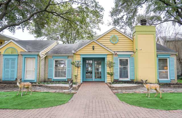 Pecan Square Village on Cranbrook photos photos