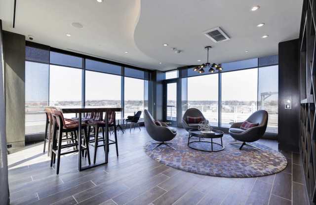 Legacy West End Gallery 3