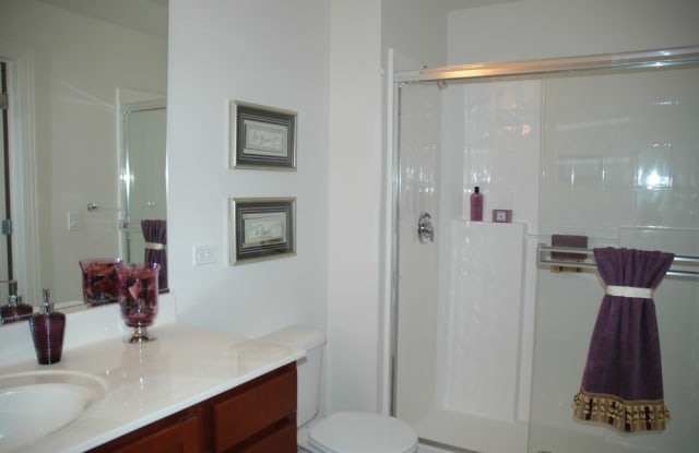 301 Riverwalk Place Gallery 4