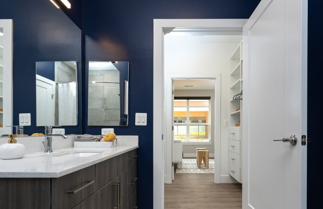 BLVD Gramercy East photos photos