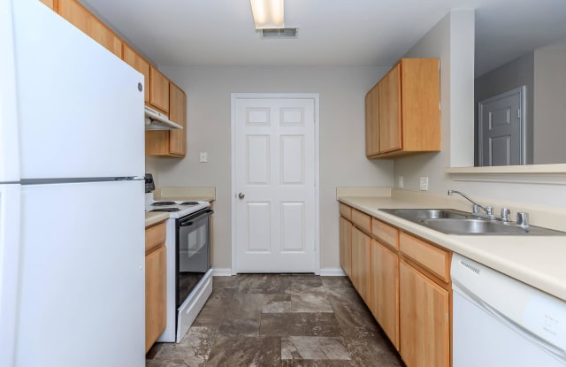 Affordable Housing - The Village at Kearney Gallery 3