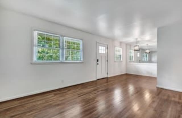 Rosewood Commons Gallery 2
