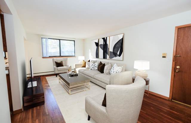 Randolph Avenue | 1172 photos photos Randolph Avenue | 1172 photos photos