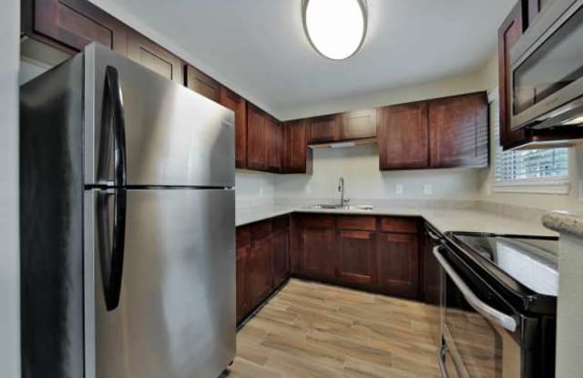 Twin Pines Gallery 3