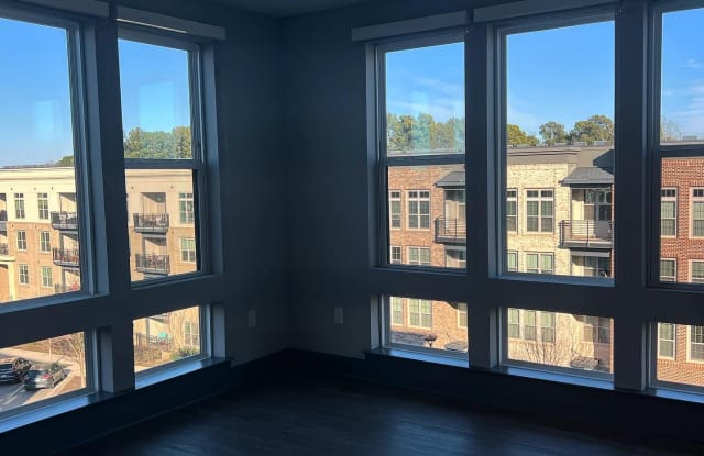 The Residences at Glenwood Place Gallery 4
