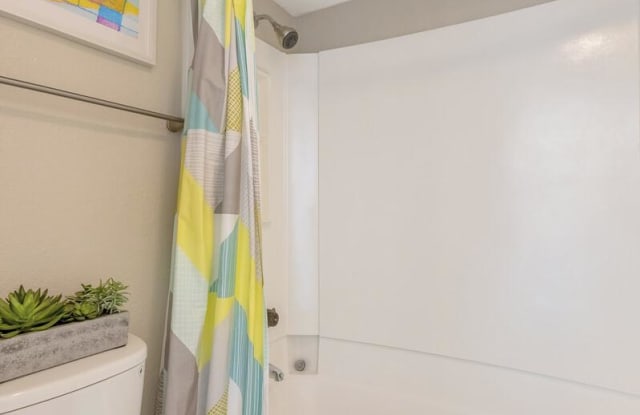 Emerson Square Apartments Gallery 3
