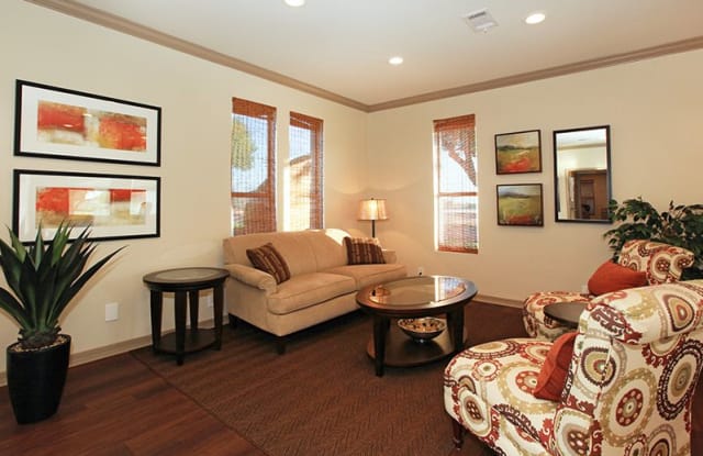 Georgetown Park Gallery 2