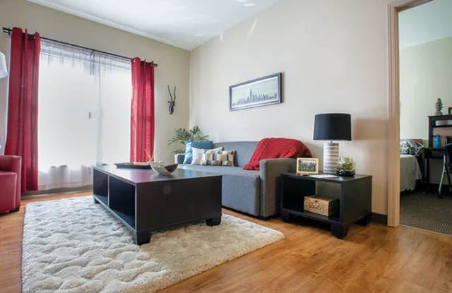College Suites at City Station East - Student Housing Gallery 3