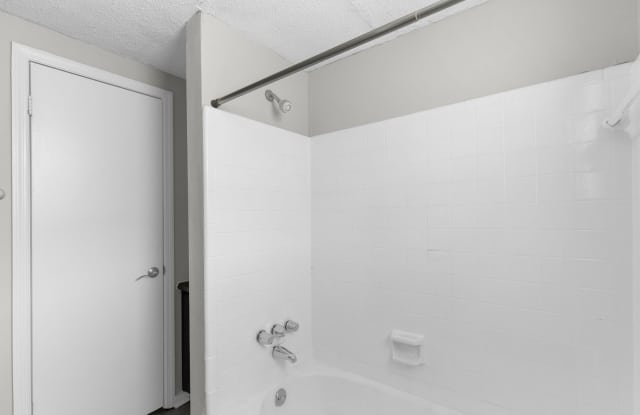 McCormic 2 photos photos