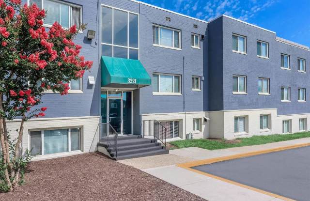 Regency Court Apartments Gallery 2