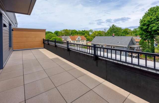 252 Dunning Gallery 4