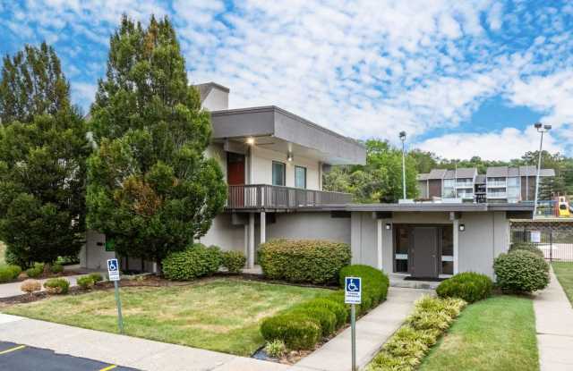 Emerald Hills Apartments photos photos