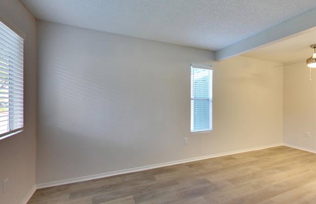 Senior Housing 55+ - Heritage Park Livermore Gallery 3
