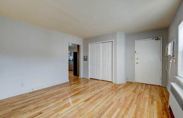 Franklin Manor Apartments Gallery 4