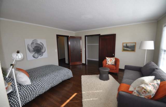 Gordon Apartments Gallery 2