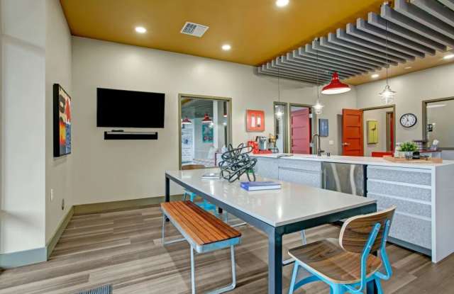 Trax at DuPont Station Apartments photos photos