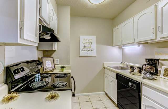 The Onyx Hoover Apartments photos photos