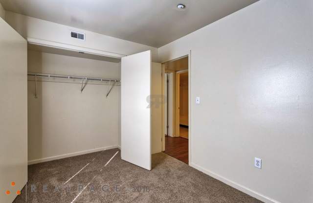 Dauphin Arms - Affordable Housing Gallery 4