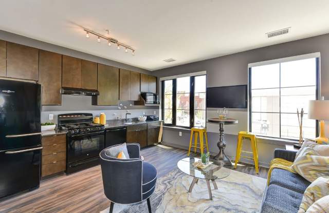 The Colonel photos photos