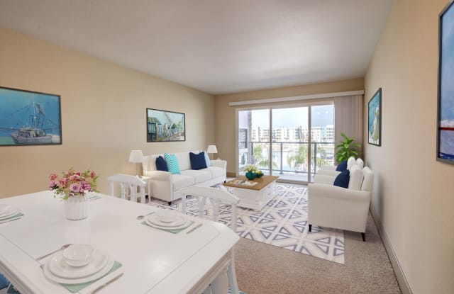 Harborside Marina Bay Gallery 3
