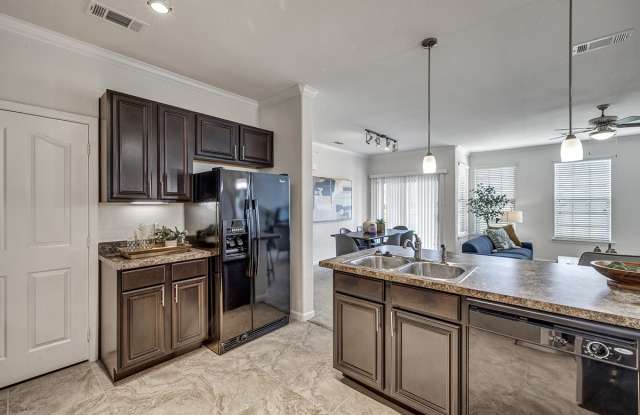 Avenues at Creekside photos photos