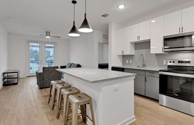 RISE Thirty Fourth - Student Housing Gallery 3