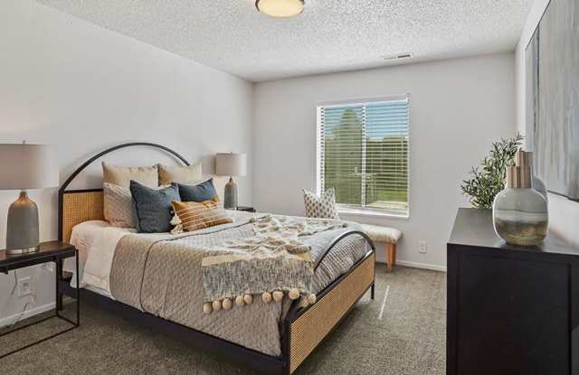 Mid Central Apartments Gallery 3