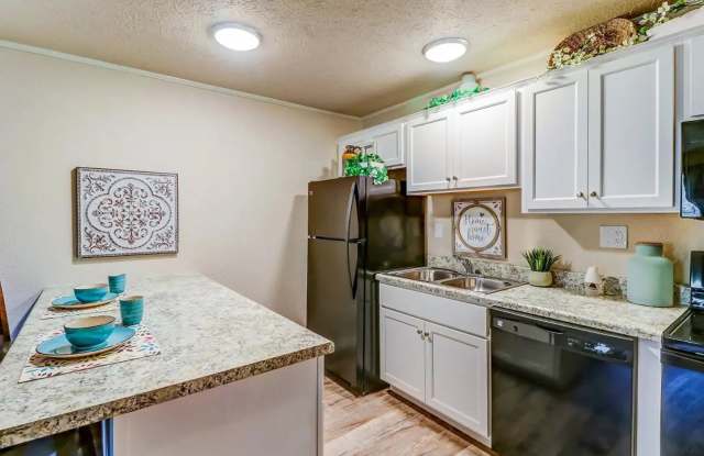 Aspen Meadows Apartments Gallery 2