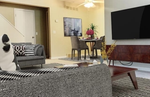 Foxpointe Townhouses Gallery 3