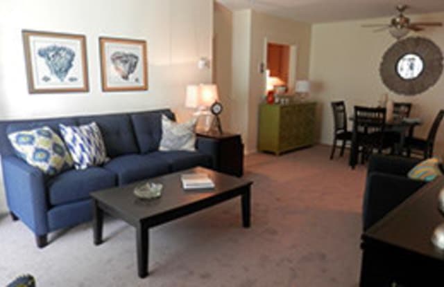 King's Grant Apartments Gallery 2