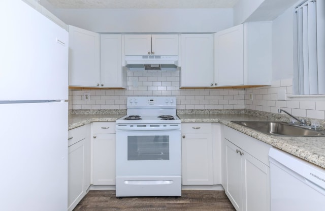 Broadway Park Apartments photos photos