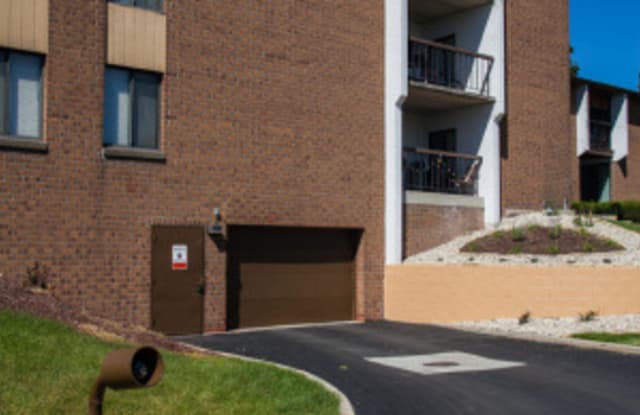 Park Plaza Apartments Gallery 2