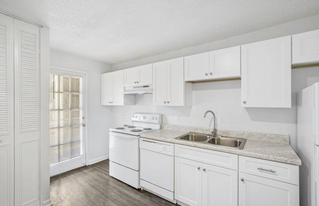The Residences at Lakeview photos photos