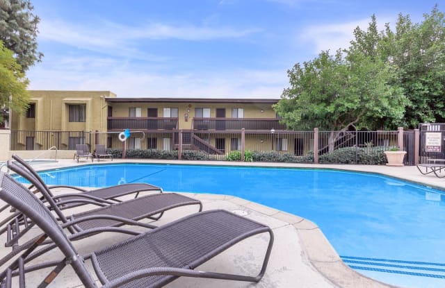 Senior Housing - Heritage Park at Alta Loma Gallery 3