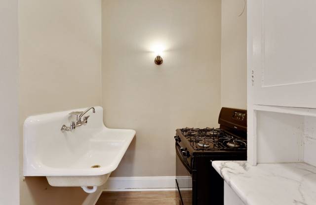 1610 Charles Avenue photos photos