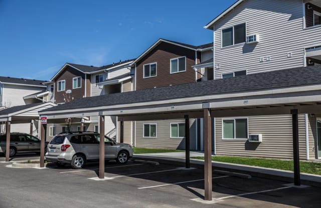Blue Point Apartments Gallery 4