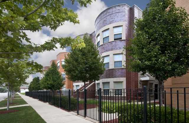 Coleman Place At Legends South - Affordable Housing Gallery 3