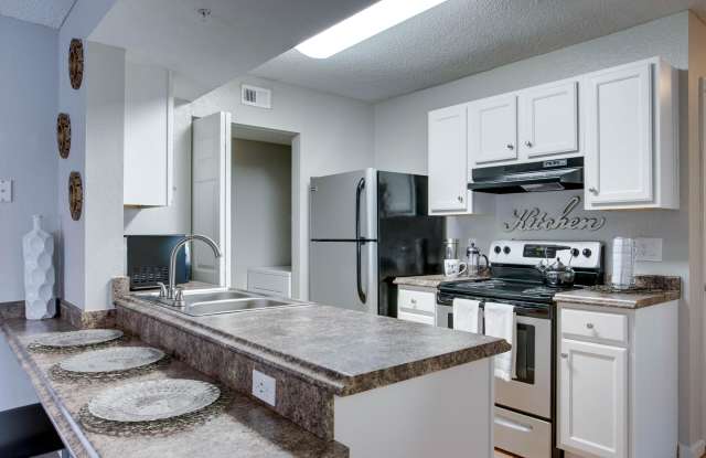 Student Housing - ReNew Tallahassee Gallery 2