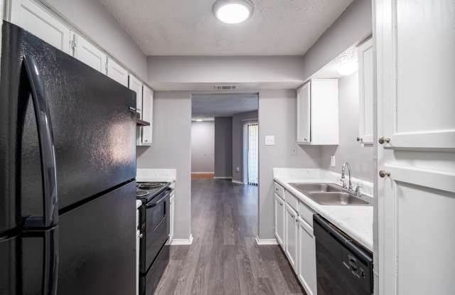 La Prada Place Apartments Gallery 4